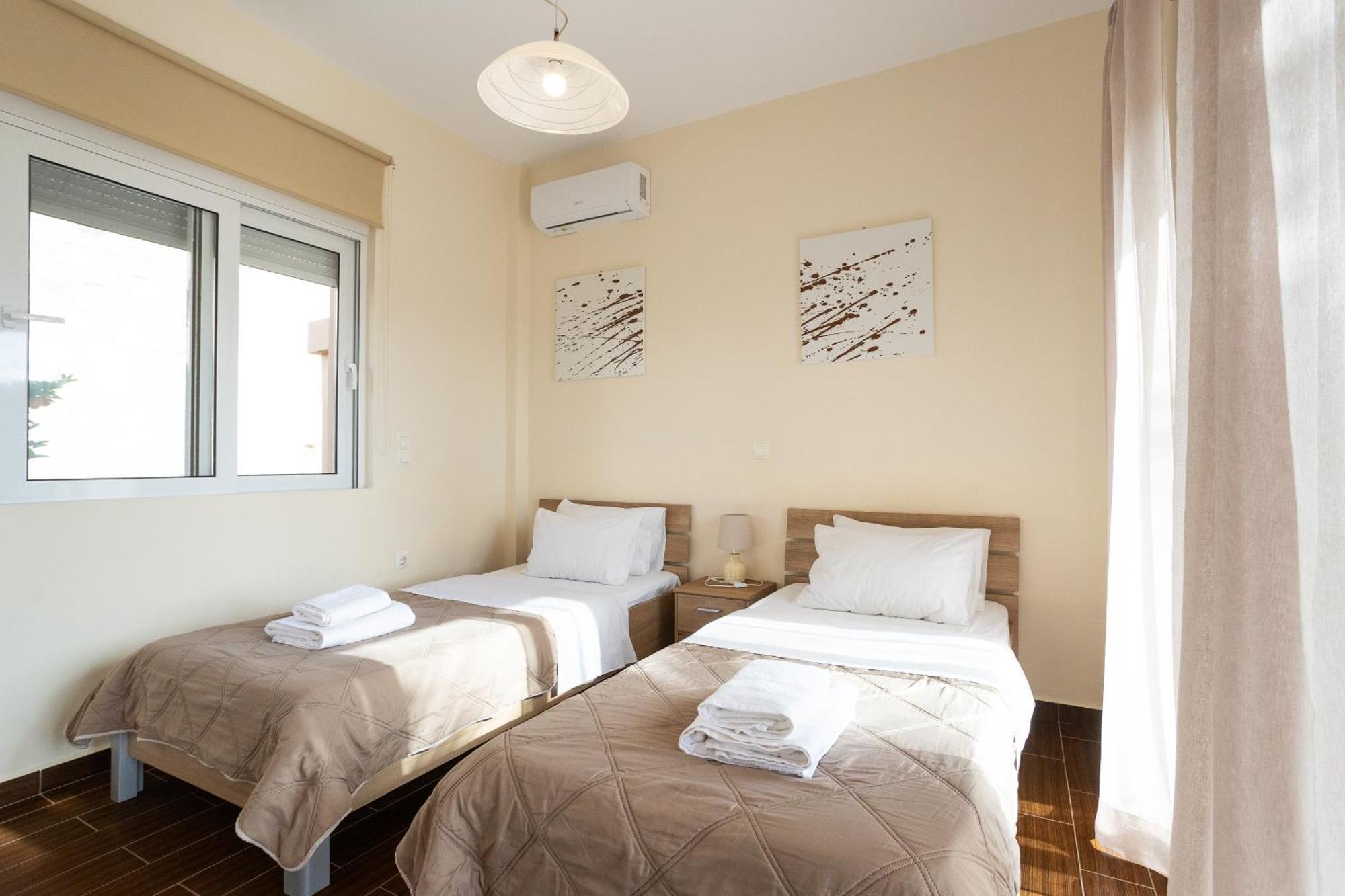 Agia Marina Meliades Villas מראה חיצוני תמונה