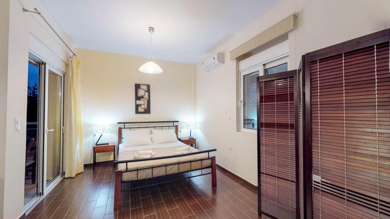 Agia Marina Meliades Villas מראה חיצוני תמונה