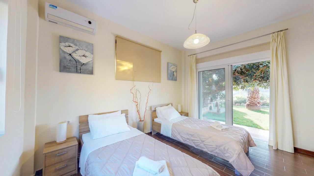 Agia Marina Meliades Villas מראה חיצוני תמונה