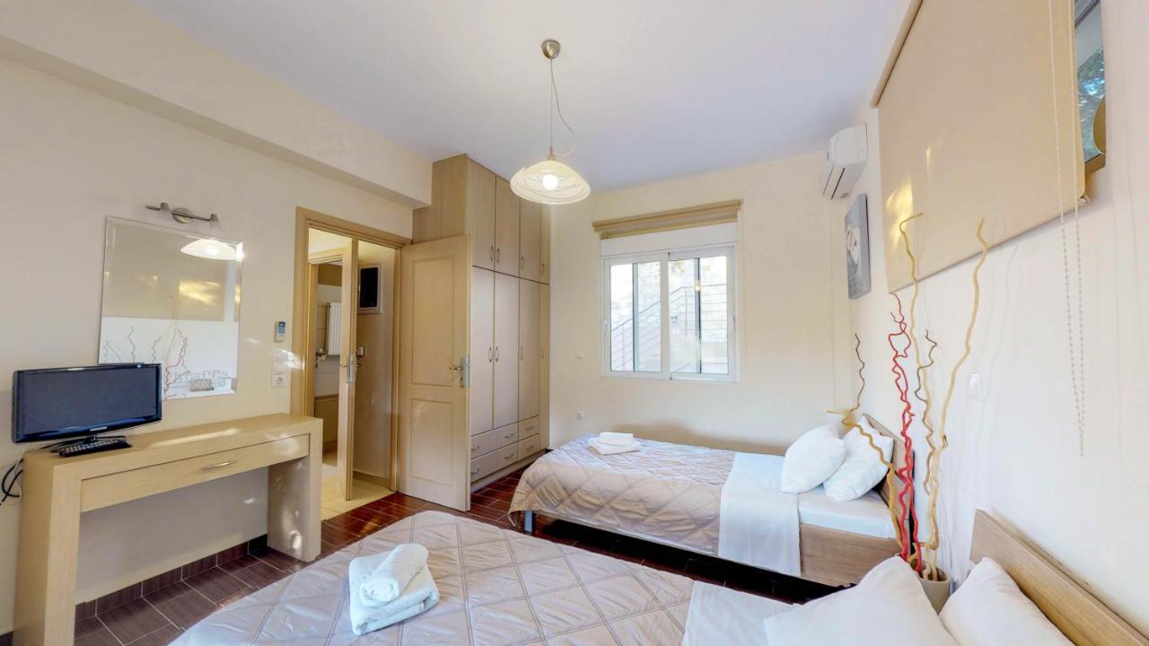 Agia Marina Meliades Villas מראה חיצוני תמונה
