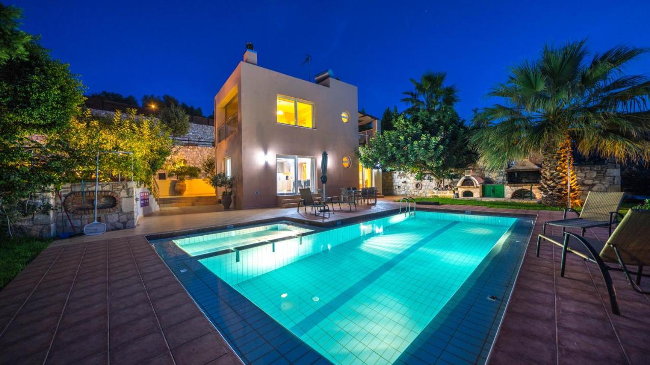 Agia Marina Meliades Villas מראה חיצוני תמונה